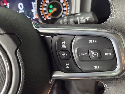 2026 Jeep Wrangler — photo 14 view