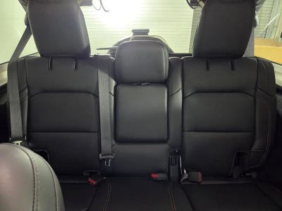 2026 Jeep Wrangler — photo 17 view