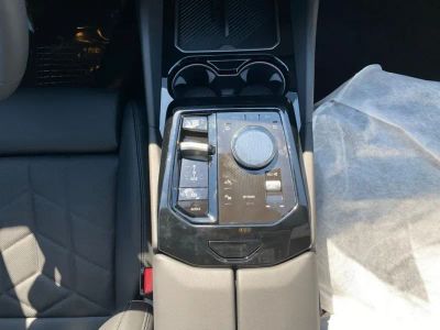 2027 BMW 5 Series — photo 10 view