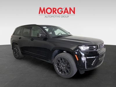 2026 Jeep Grand Cherokee — side profile view
