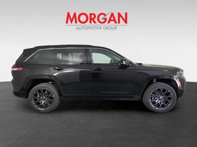 2026 Jeep Grand Cherokee — detail view