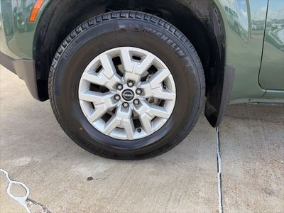 2024 Nissan Frontier - Photo 8