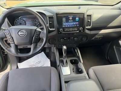 2024 Nissan Frontier - Photo 12