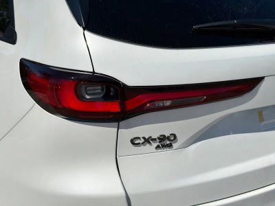 2026 Mazda CX-90 — photo 10 view