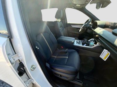 2026 Mazda CX-90 — photo 16 view