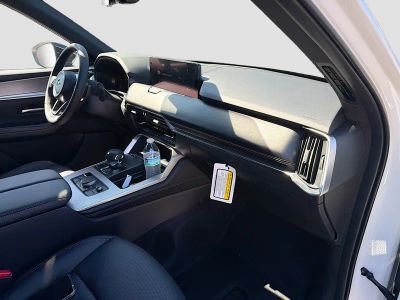 2026 Mazda CX-90 — photo 15 view