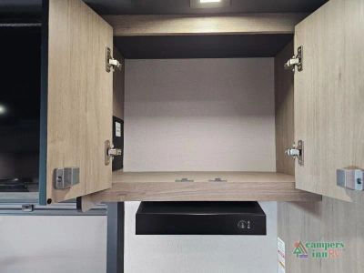 2027 Grand Design Lineage Series M — photo 31 view