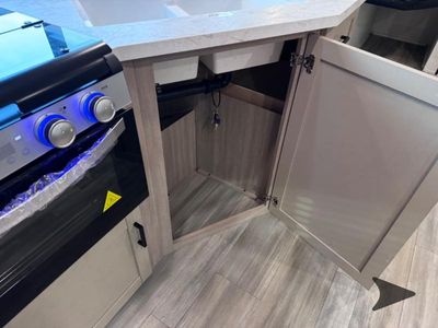 2026 Wayfinder RV Go Play — photo 16 view