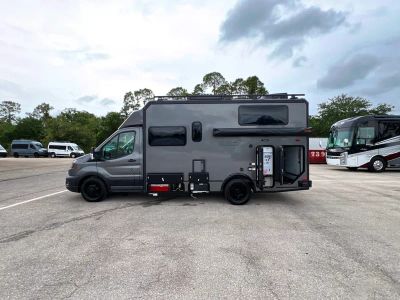 2027 Winnebago EKKO — photo 21 view