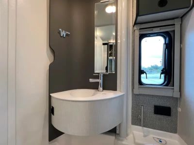 2027 Winnebago EKKO — photo 16 view