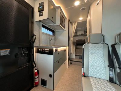 2027 Winnebago EKKO — photo 7 view