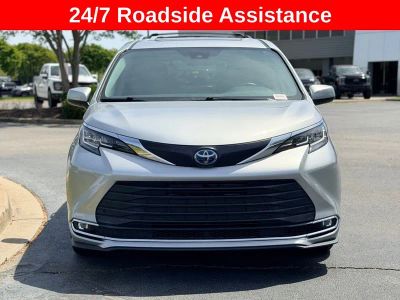 2023 Toyota Sienna XLE - Photo 5