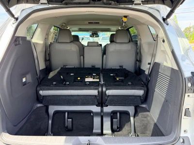 2023 Toyota Sienna XLE - Photo 16