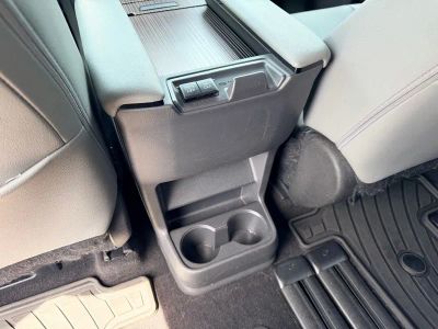 2023 Toyota Sienna XLE - Photo 20