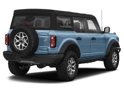 2022 Ford Bronco - Photo 2