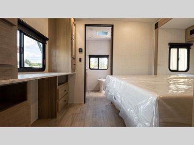 2026 Forest River RV Solaire - Photo 33