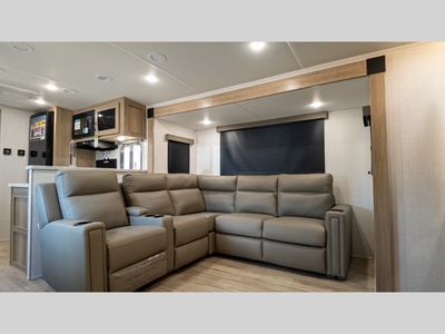 2026 Forest River RV Solaire - Photo 19