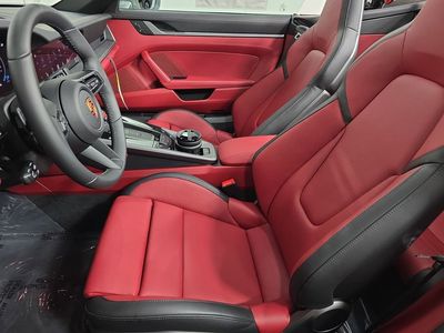 2026 Porsche 911 - Photo 5
