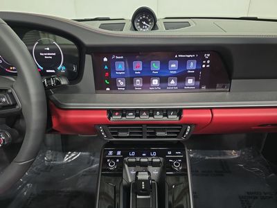 2026 Porsche 911 - Photo 16