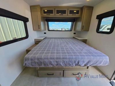 2027 Forest River RV Flagstaff E-Pro — photo 19 view