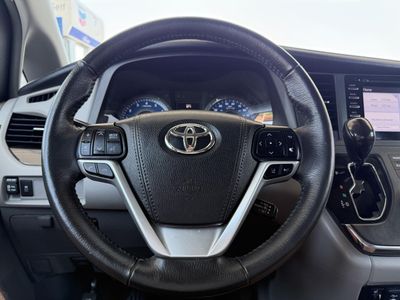 2018 Toyota Sienna - Photo 21