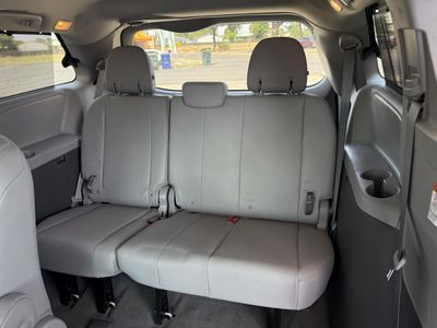 2018 Toyota Sienna - Photo 15
