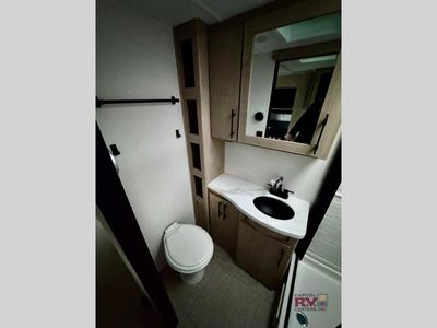 2025 Grand Design Imagine XLS - Photo 30