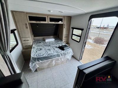 2025 Grand Design Imagine XLS - Photo 14