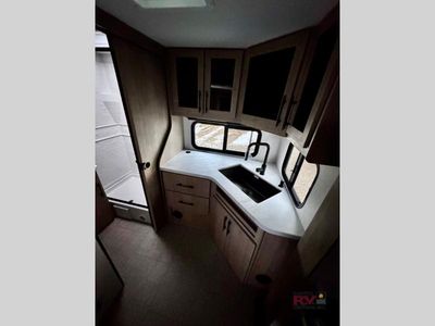2025 Grand Design Imagine XLS - Photo 25