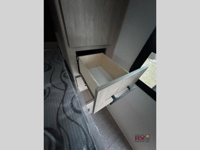 2025 Grand Design Imagine XLS - Photo 12