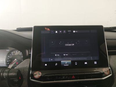 2024 Jeep Compass — photo 17 view
