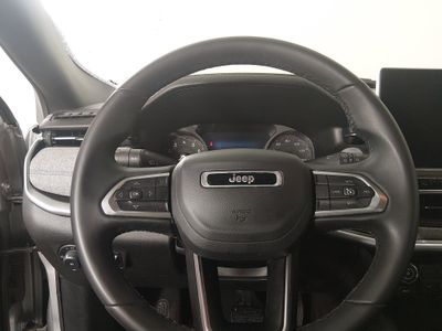 2024 Jeep Compass — photo 12 view