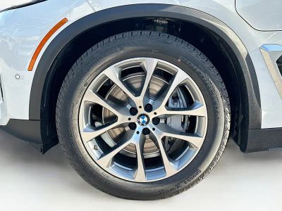 2026 BMW X5 — photo 26 view