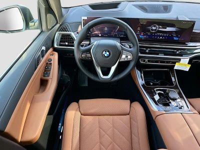 2026 BMW X5 — photo 17 view