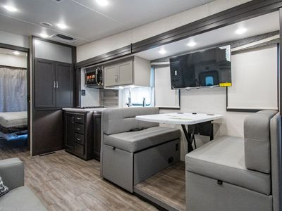 2026 Thor Motor Coach Outlaw Wild West Edition - Photo 10