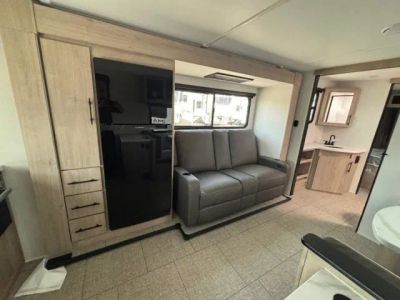 2026 Grand Design Imagine XLS — photo 9 view