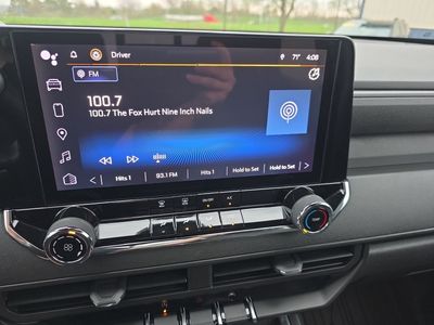 2023 Chevrolet Colorado — photo 11 view