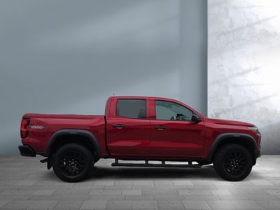 2023 Chevrolet Colorado — photo 7 view