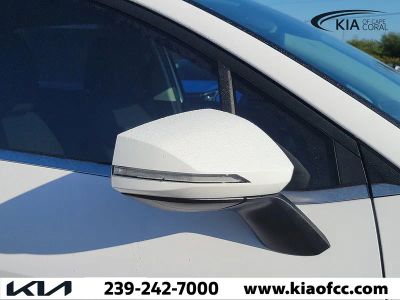 2026 Kia Sportage — photo 8 view