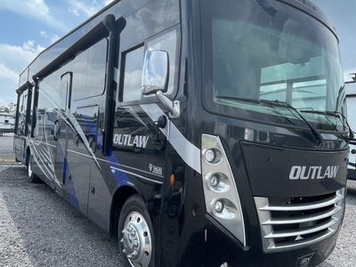 2022 Thor Outlaw - Photo 1