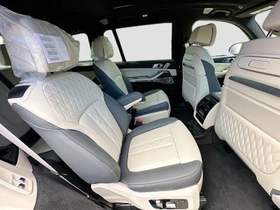 2026 BMW X7 — photo 24 view