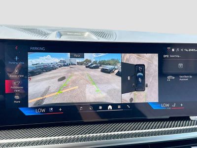 2026 BMW X7 — photo 13 view