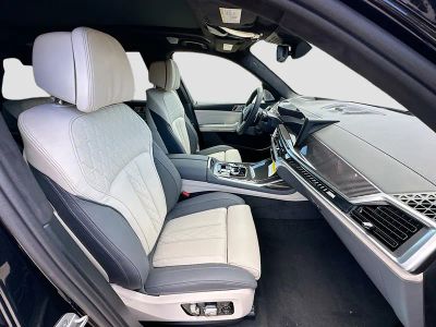 2026 BMW X7 — photo 25 view