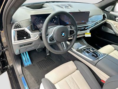 2026 BMW X7 — photo 9 view