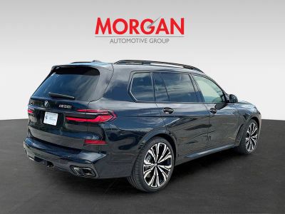 2026 BMW X7 — photo 7 view