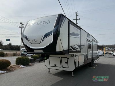 2024 Keystone RV Montana - Photo 3