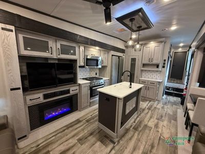 2024 Keystone RV Montana - Photo 12