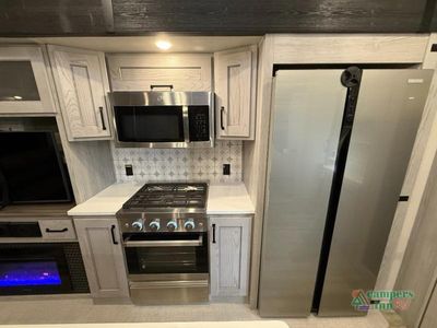 2024 Keystone RV Montana - Photo 17