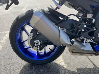 2026 Yamaha YZF-R1 - Photo 10