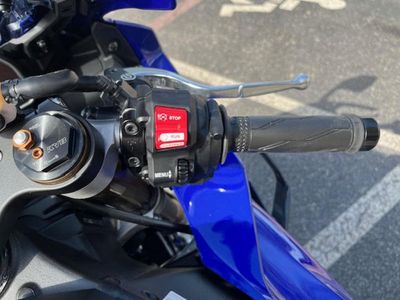 2026 Yamaha YZF-R1 - Photo 12